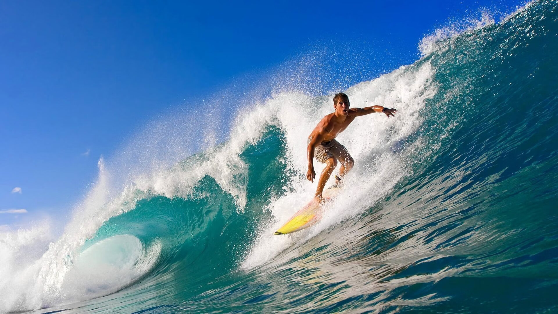 世界羽毛球混合团体赛国羽展现实力，轻松晋级决赛的同时展示团结